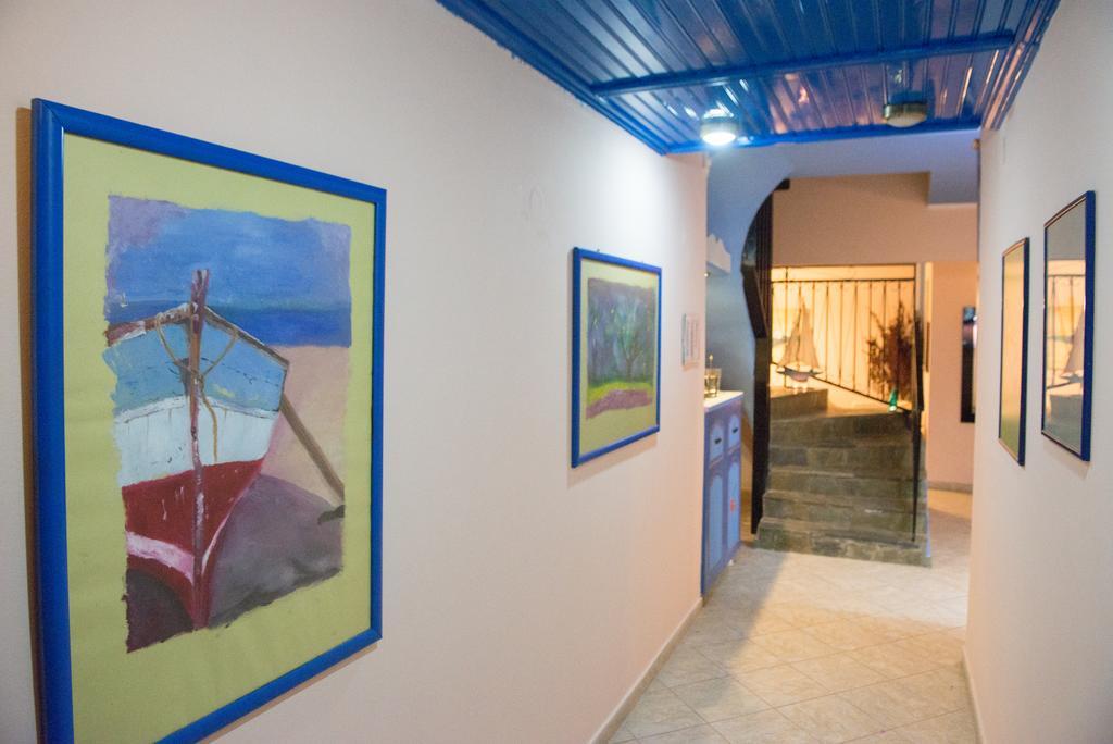 Maria Studios Poros Town Exterior photo